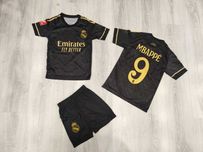 Мбапе 2025 Черен новия екип реал мадрид  детски комплект mbappe 9 new