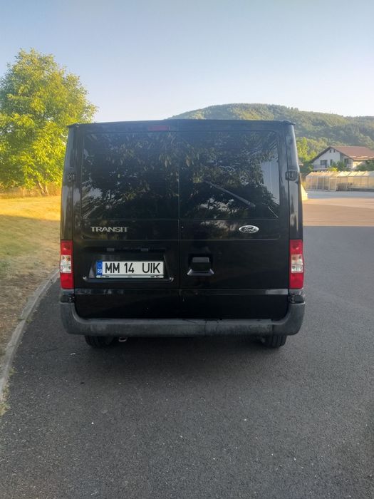 Microbuz Ford Tranzit