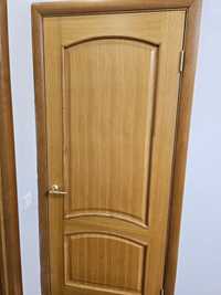 Натуральные деревянные двери б/у
