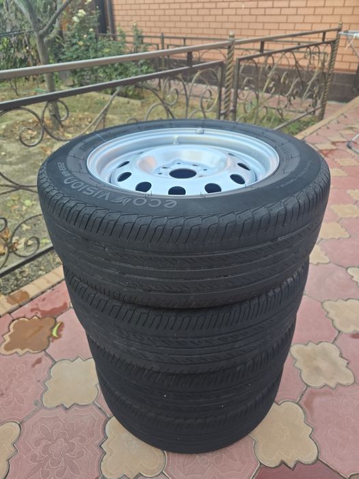 Диски R 14 в комплекте.