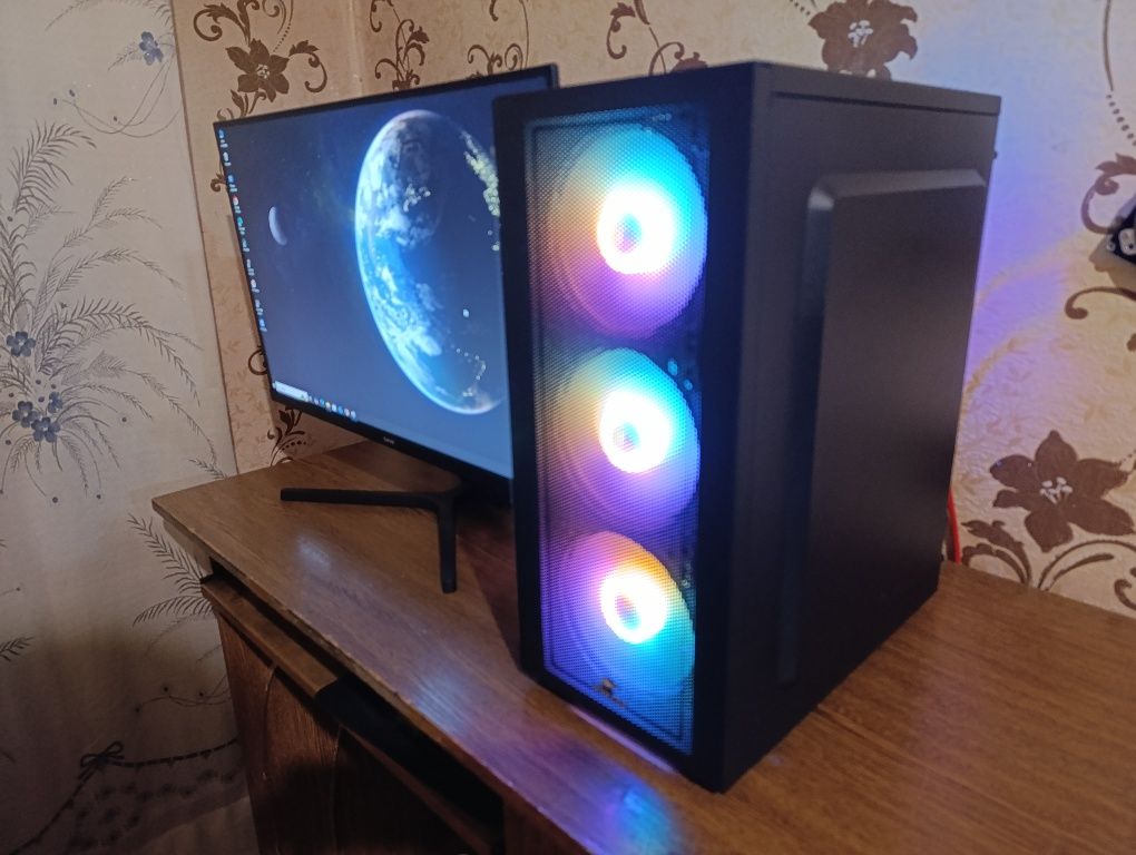 Отличный вариант! Компьютер в комплекте! I7 16RAM GTX SSD HDD.