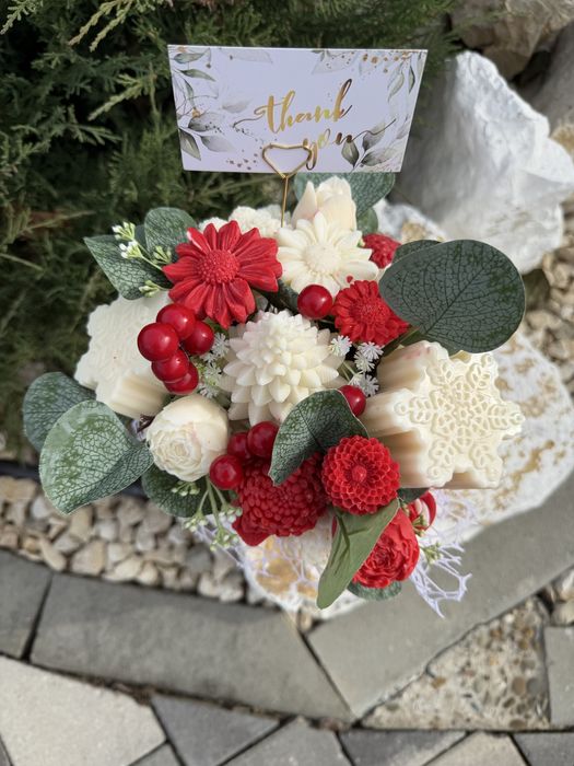 Buchet din ceară de soia parfumată – cadoul perfect, handmade!