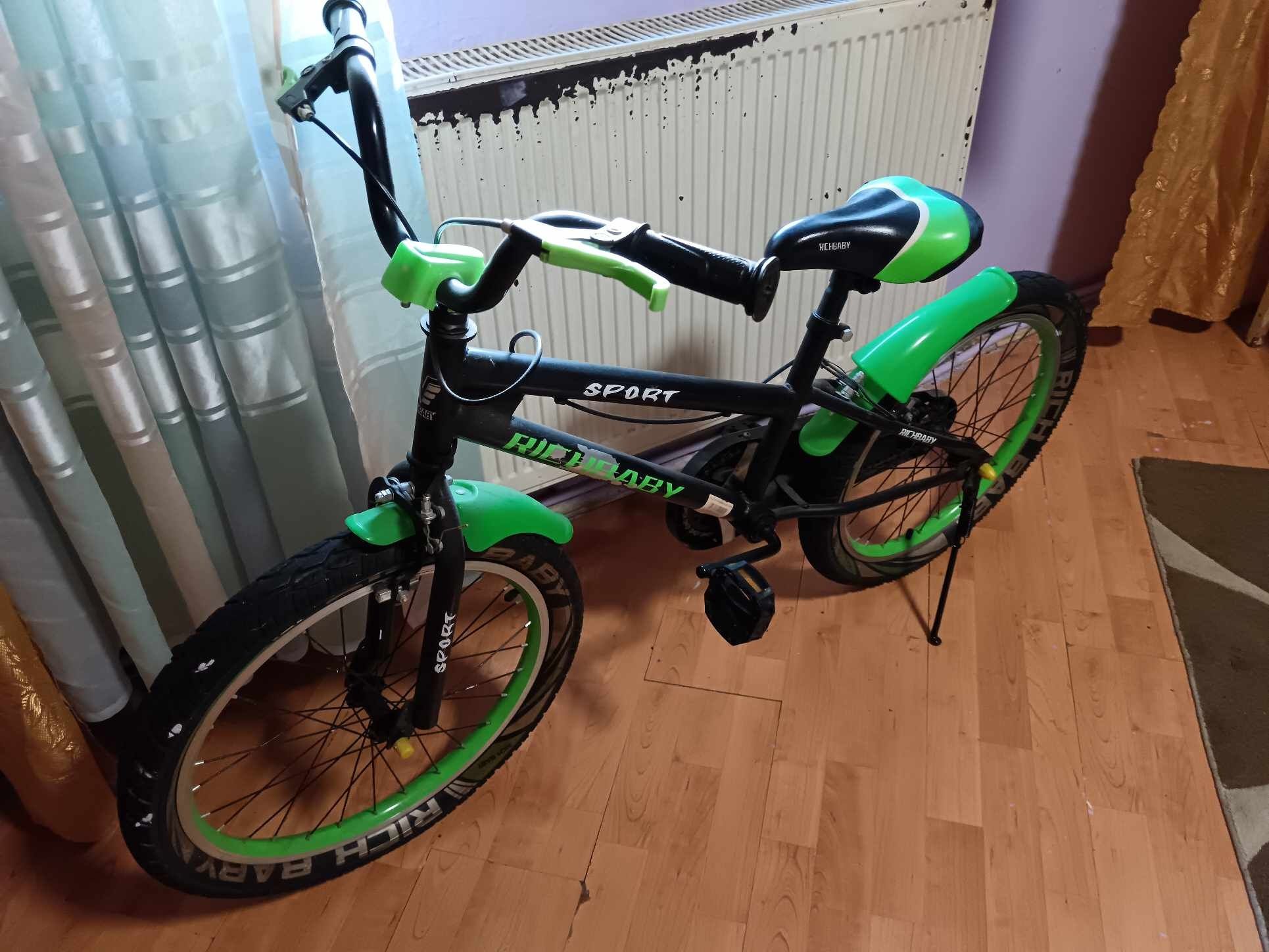 Vând bicicleta noua copii 10-12 ani