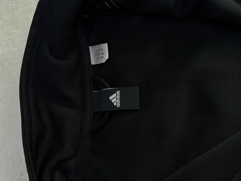 Спортно яке на ливерпул и адидас XS