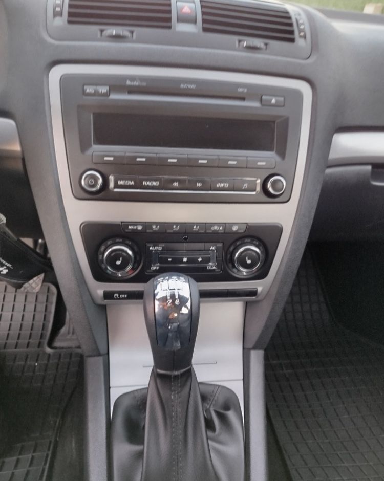 Skoda Octavia 1.6 TDI 105 кс 2011 г