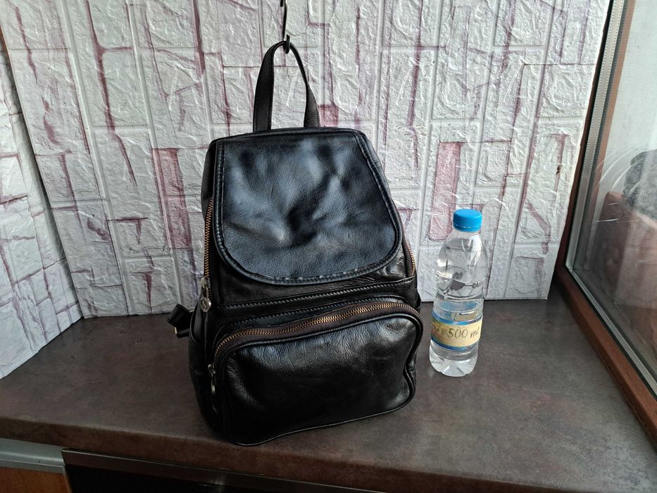 дамска раница,черна кожена чанта-естествена кожа