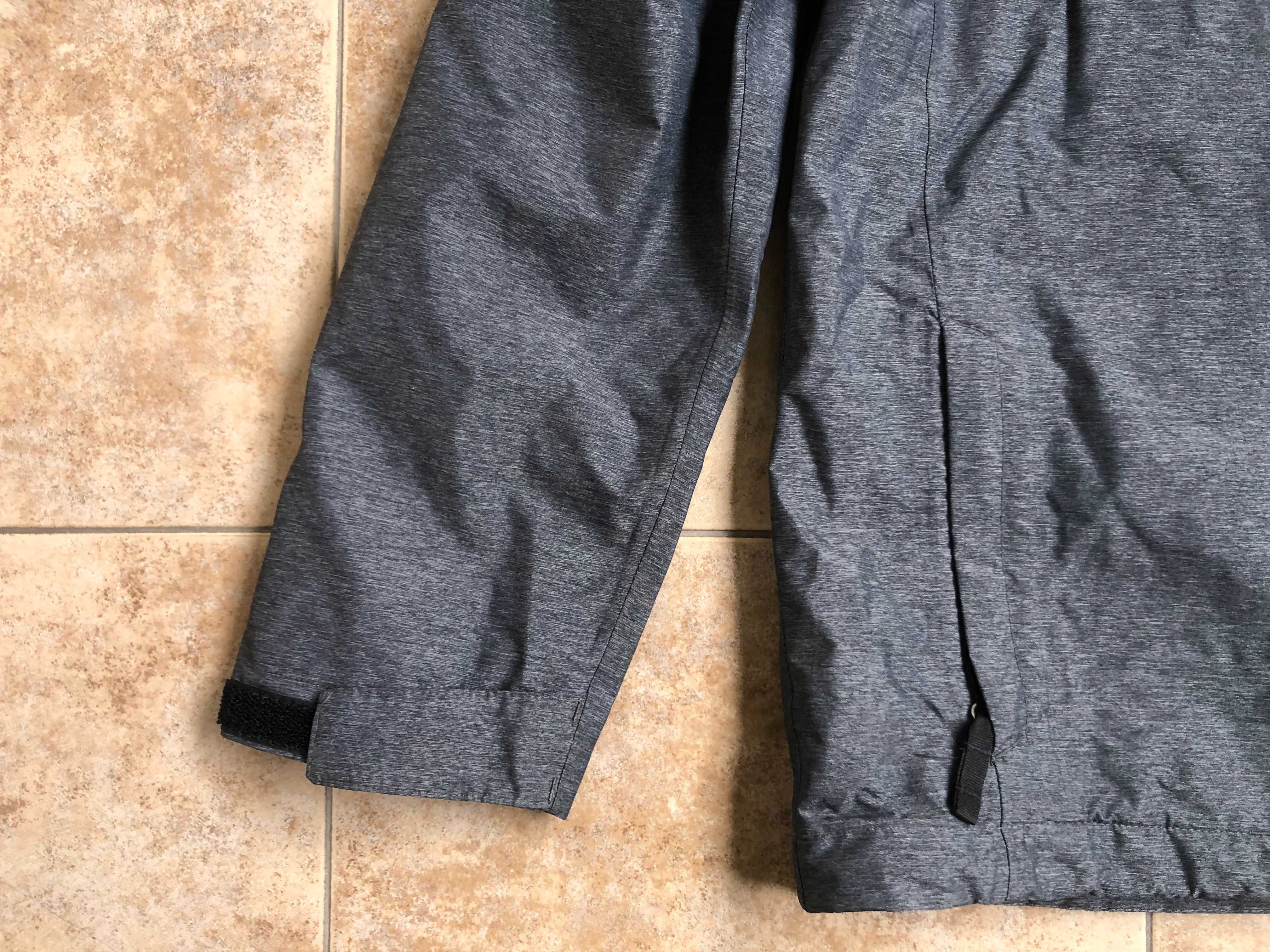 The North Face Dryvent детско водоустойчиво яке 18-20г