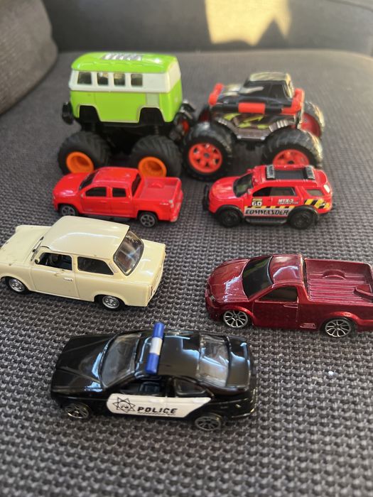 Lot 7 masinute retro jucarii de colectie