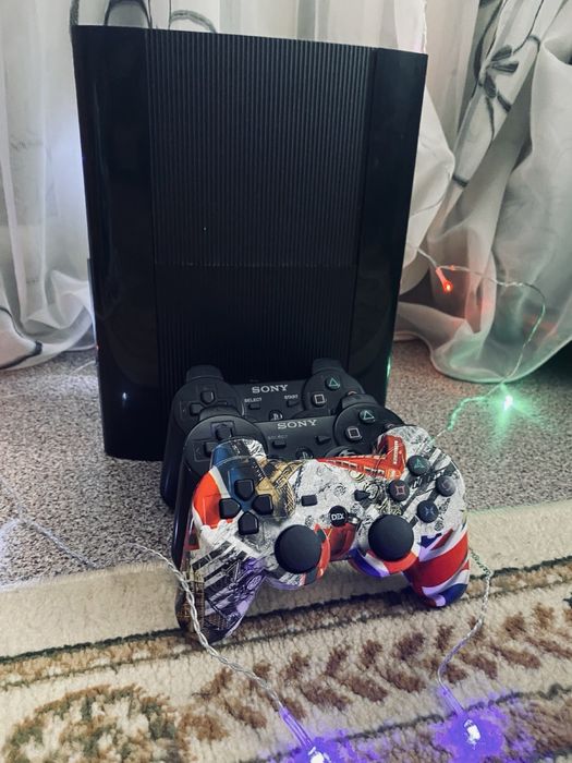 Продам ps3 super slim