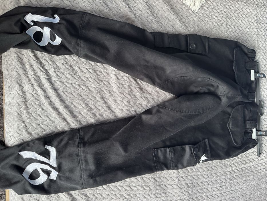 Продавам Дрехи.