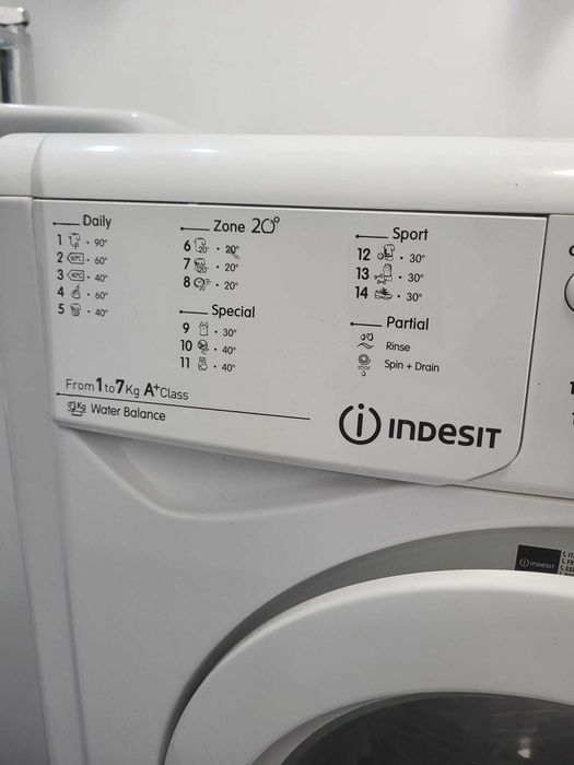 Vand Masina de spalat INDESIT
