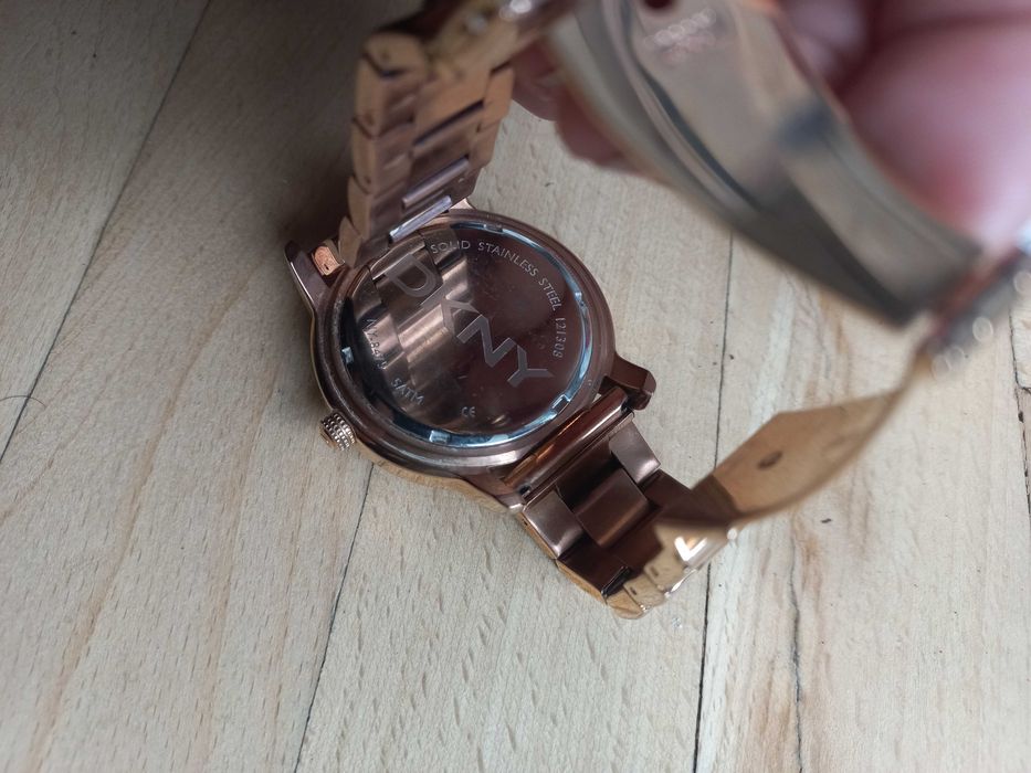 Ceas dama DKNY original roz auriu