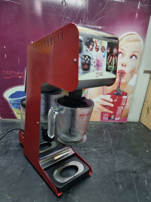 Aparat automat pentru ciocolata calda