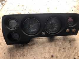 Ceasuri bord lada niva 1.6