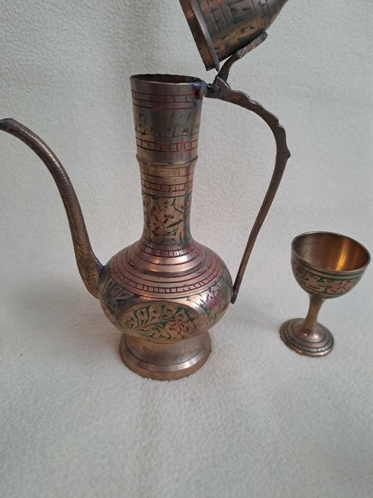 carafa bronz paharele bronz set