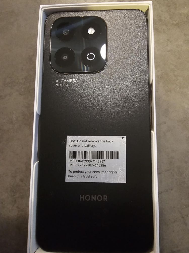 Смартфон HONOR X6B Чисто нов
