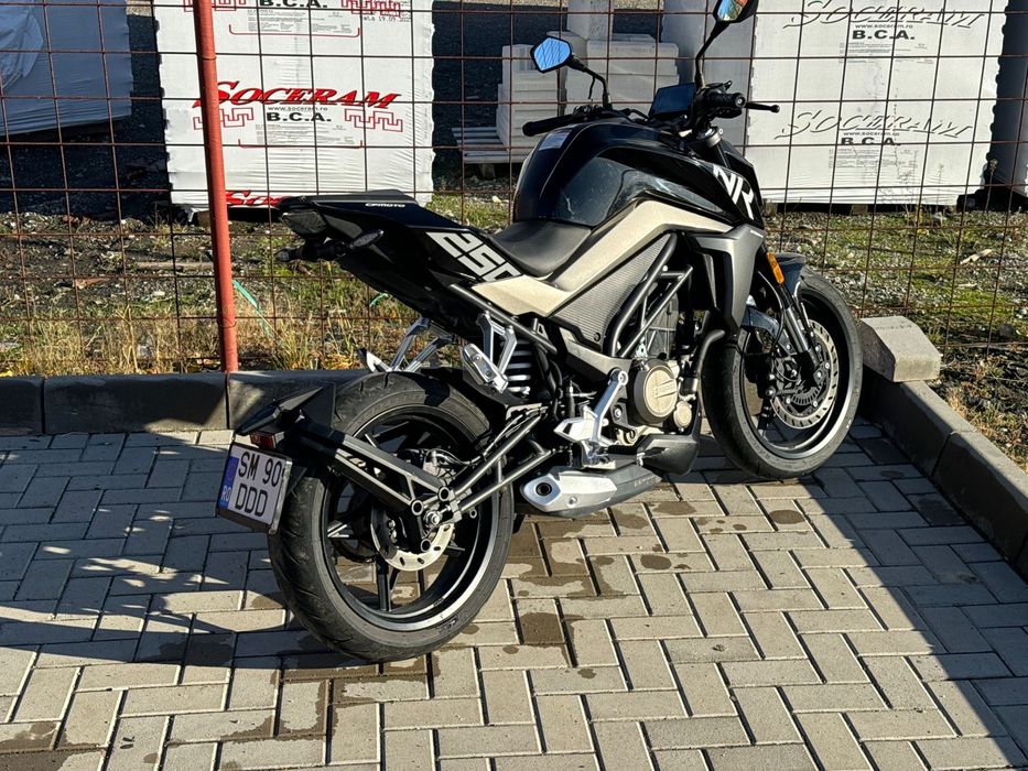 CFMOTO 250 NK ABS 2021 full led / 340km ca Noua