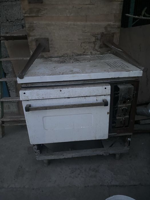 Промышленная печь большая