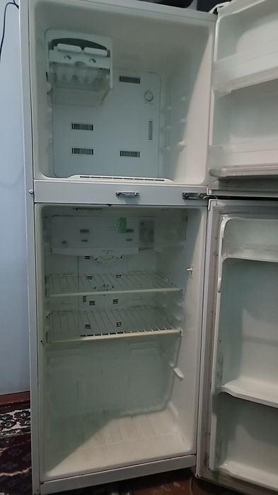 Продаётся холодильник Samsung