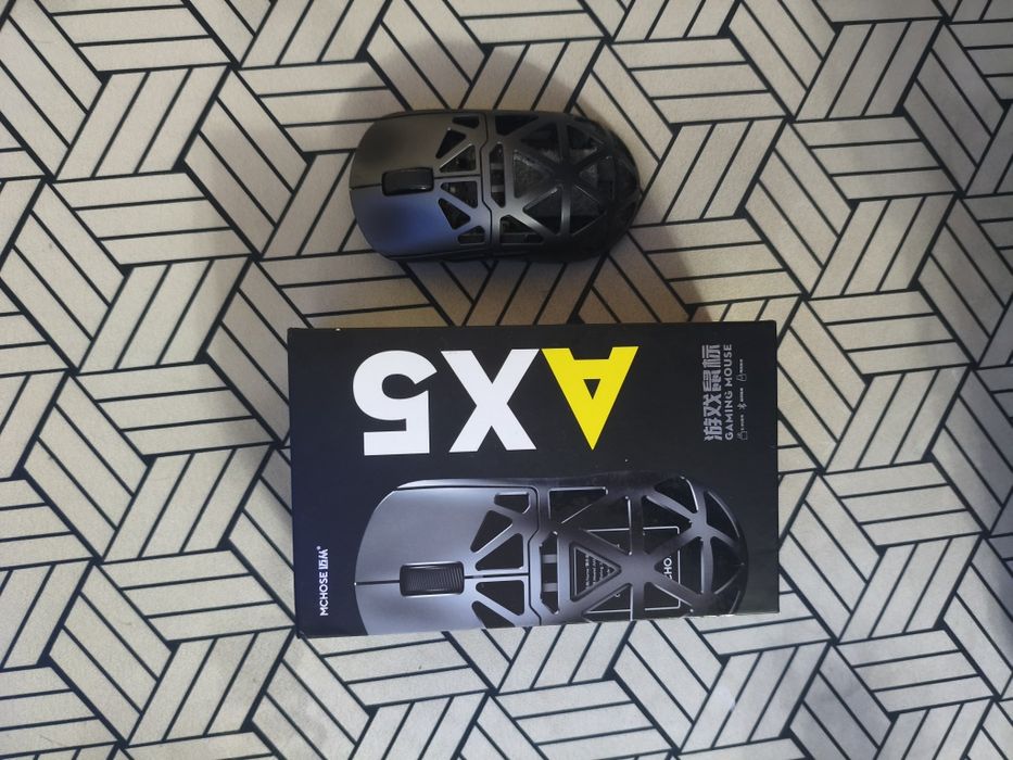 Продается игровая мышь