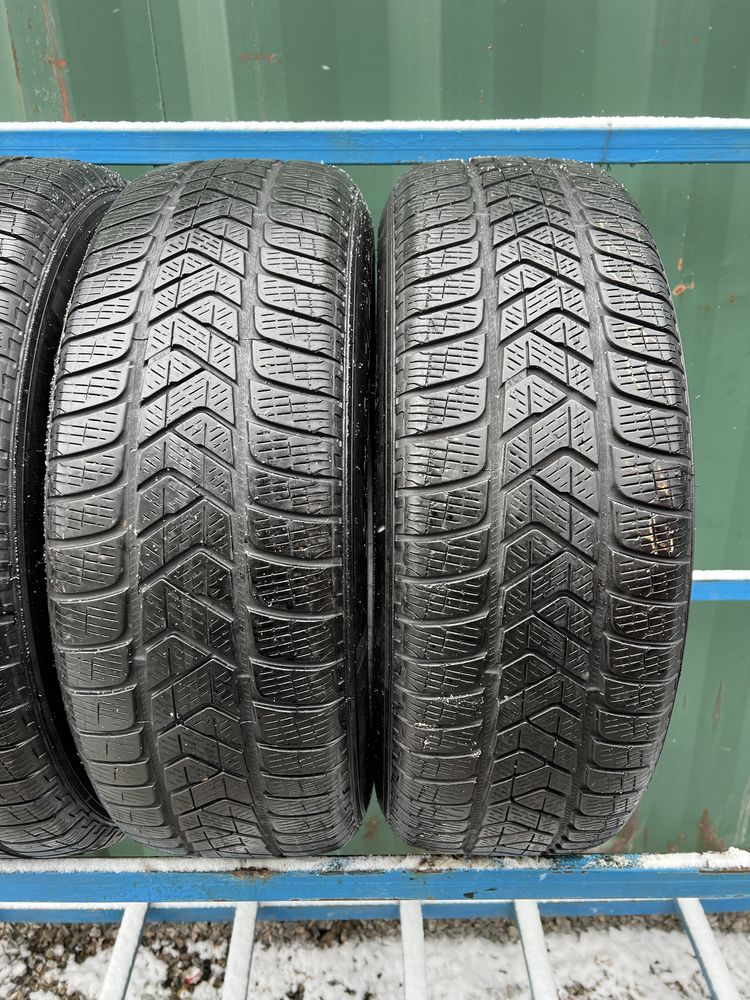 215/65/17 Pirelli Scorpion. Б/у шины из Германии