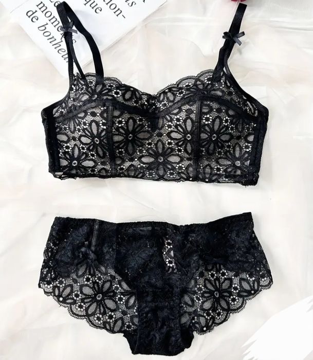 Комплект нижнего белья