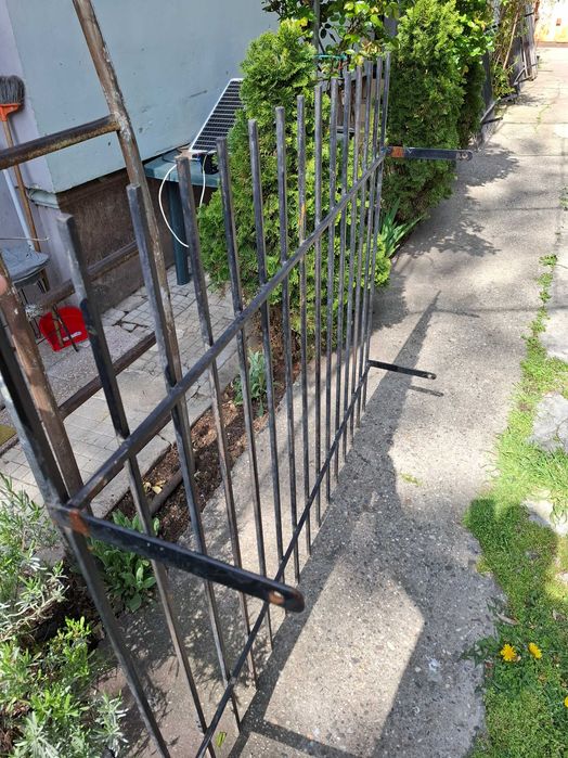 Grilaje fier pentru geamuri