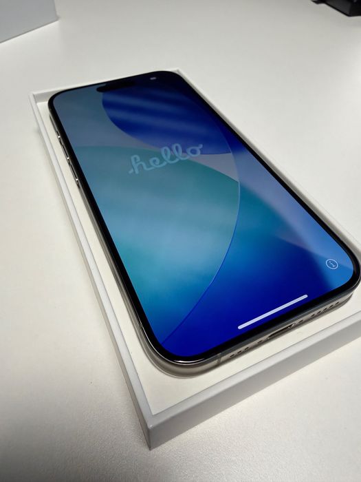 iPhone 15 Pro 256GB Natural Titanium