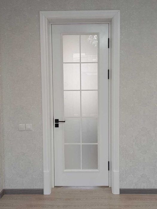 Sifatli yog‘och eshiklar — o‘lchamga mos yasab beramiz