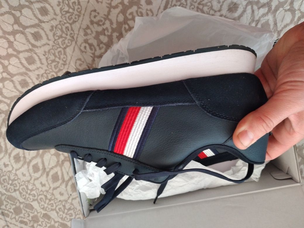 Мъжки обувки Tommy Hilfiger