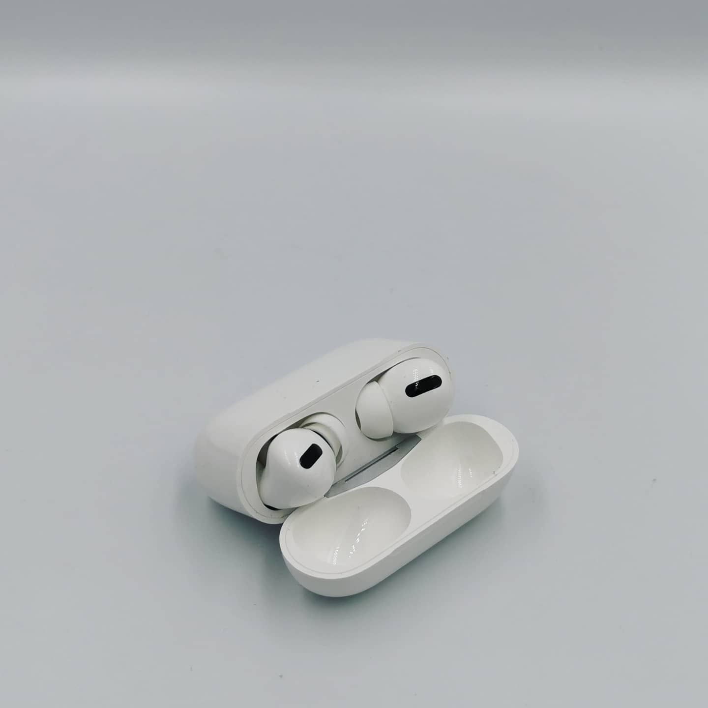 Airpods Pro /Kaspi-Red /Капитал-Маркет