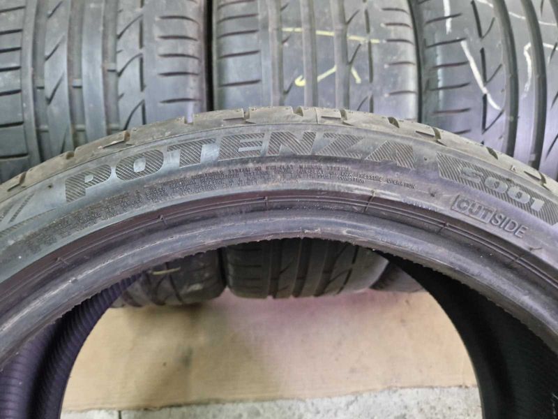 4 Bridgestone R18 245/35
летни гуми Runflat 
DOT3920