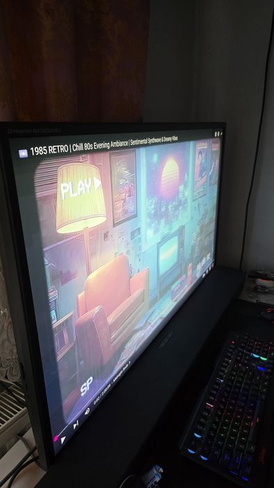 De vânzare, monitor gaming 43"