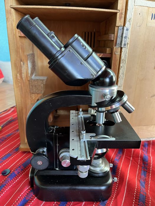 Microscop profesional laborator IOR Bucuresti binocular cu 4 obiective