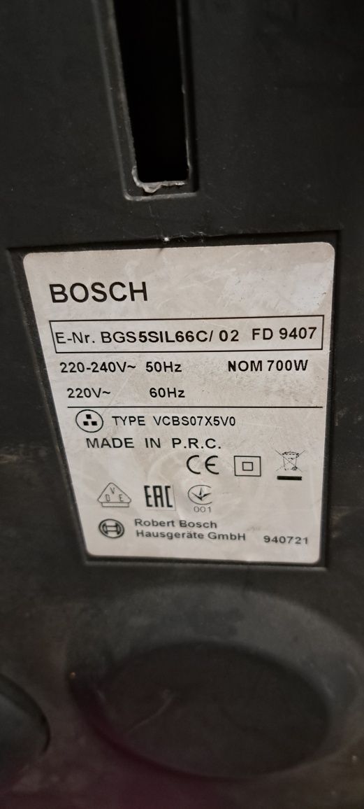 Vând aspirator Bosch