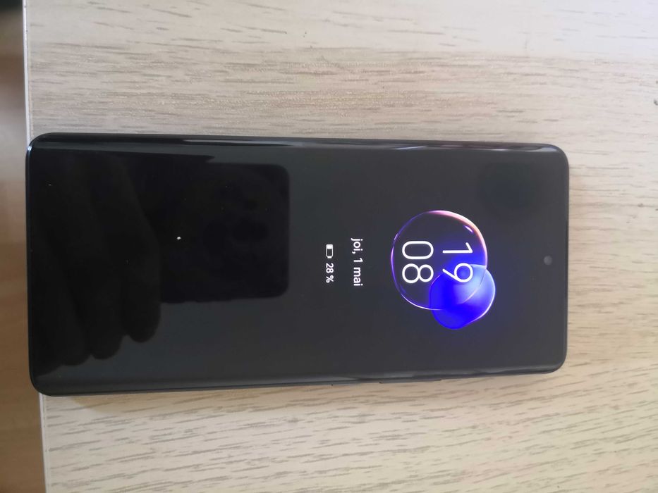 Vând Huawei Nova 9