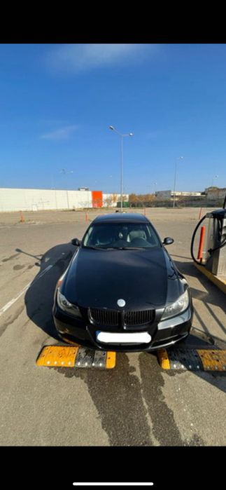 De vanzare BMW 320d E90