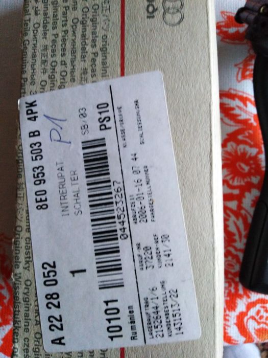 Ștergător parbriz stânga pt seat și audi