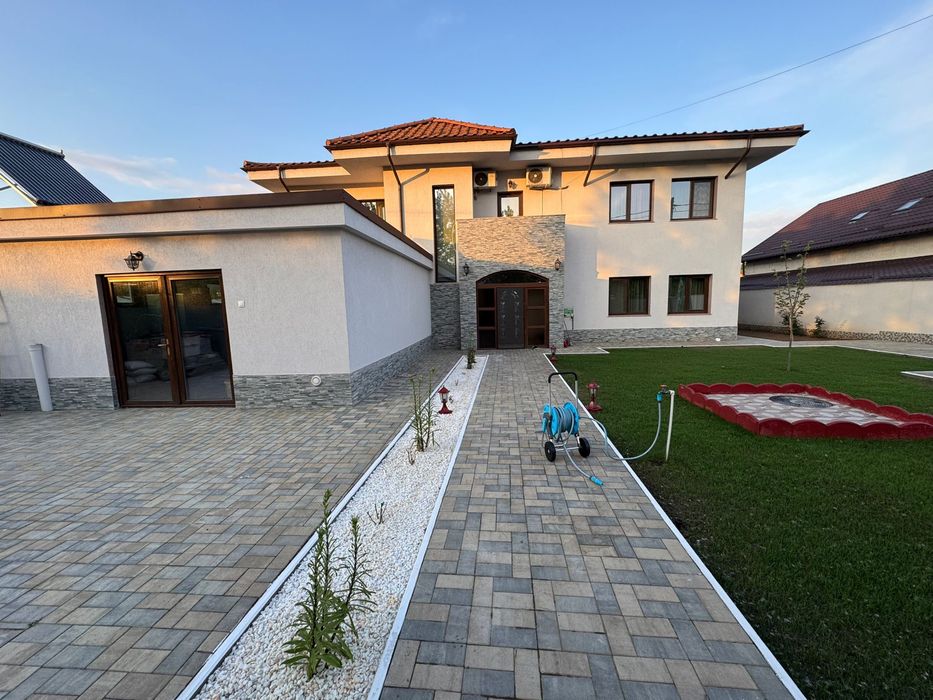 Vând casă în Comuna Șendreni Galați