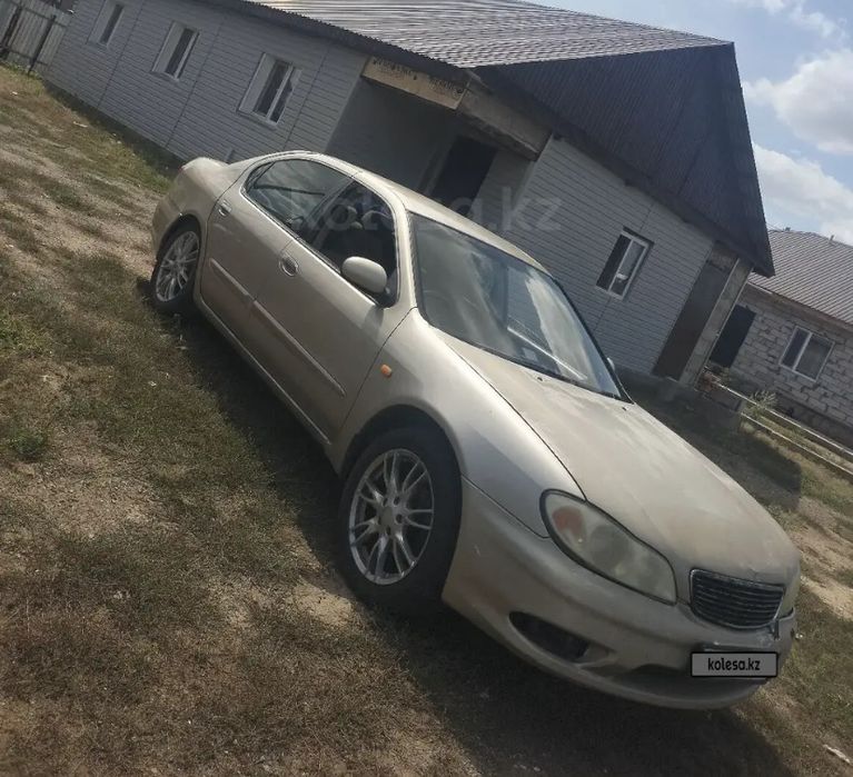 Продам ниссан цефиро