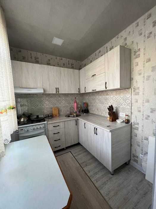 Срочно сдаётся  3 ком/2/4  на Мирзо Улугбекском Ор-р Ялангач