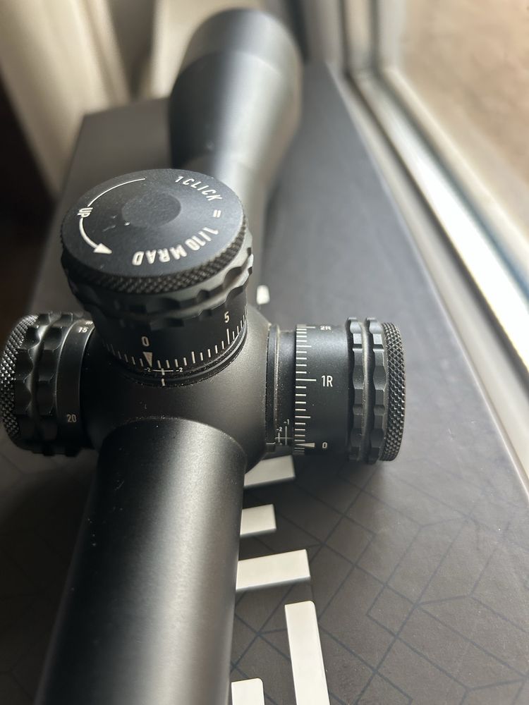 Оптика Element Helix 4-16x44 FFP