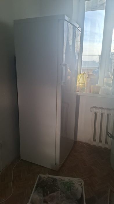 Продам морозильник индезит б/у