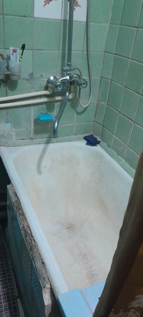 Продаётся ванна б/у