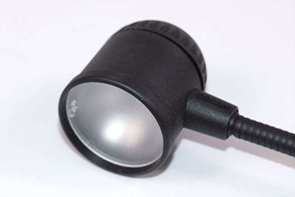 Lampa OSRAM cu halogen, flexibila, alimentare la bricheta de bord auto
