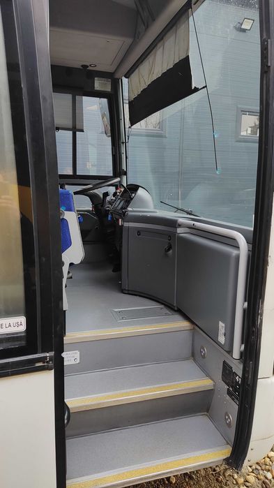 Autobuz Irisbus Midirider 40+1 locuri