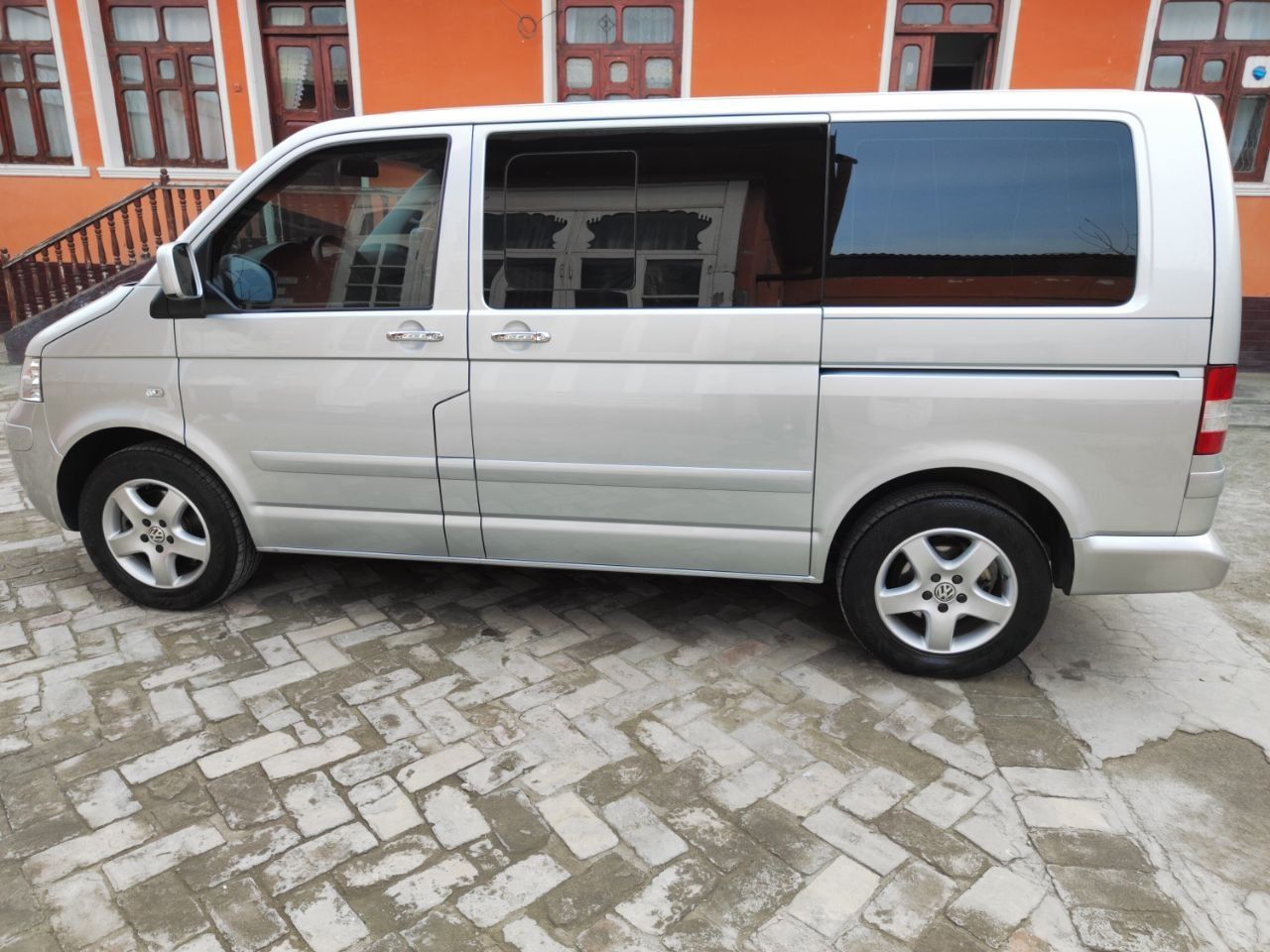 Volkswagen t5 multivan full