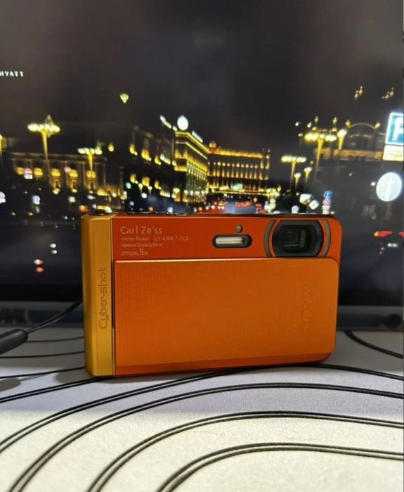 Продам фотоаппарат Sony Cyber-shot DSC-TX30 (оранжевый)