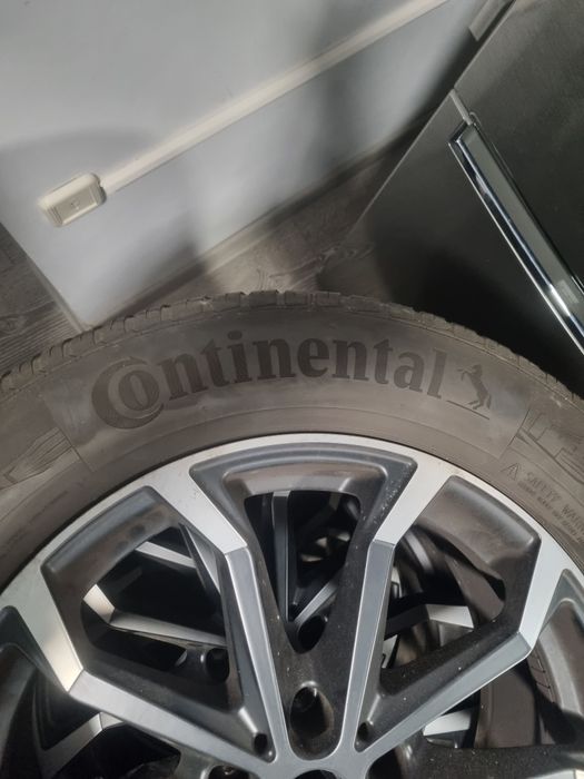 Roti/jante 235 60 18 all season Continental XL