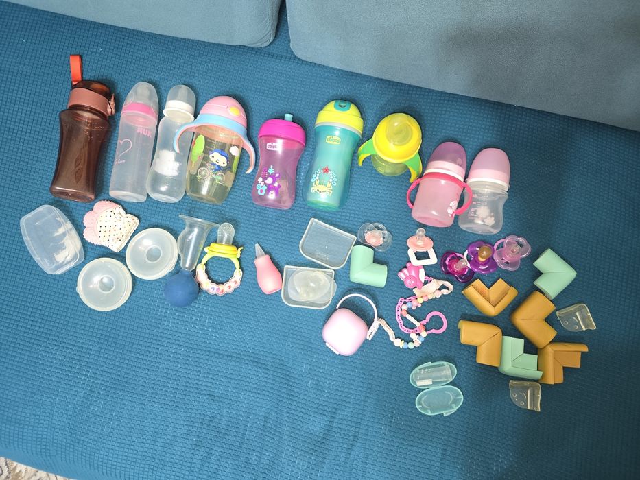 Продаю бутылочки, соски,молокоотсос, прорезыватель для зубов,